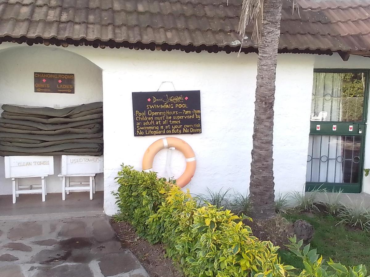 Lodge Mara River