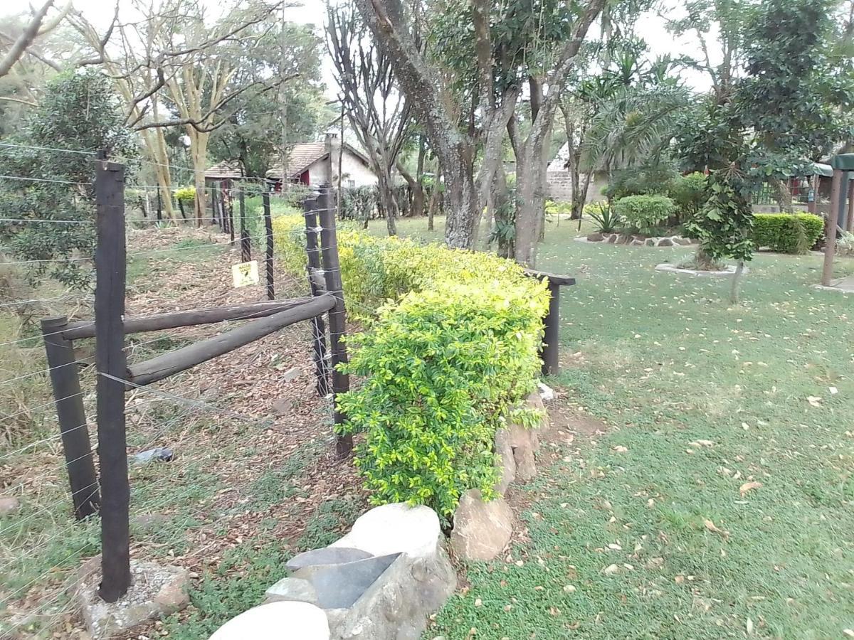 Lodge Mara River *
