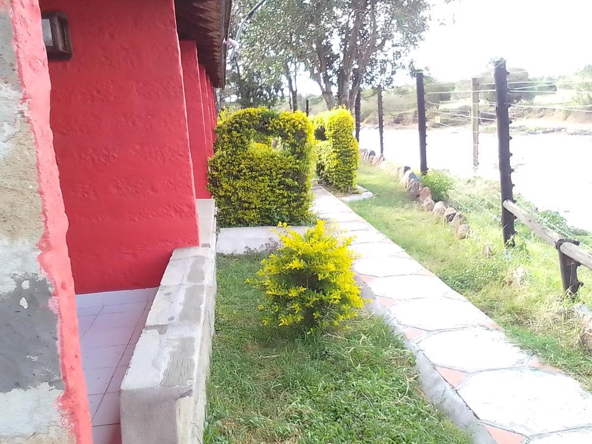 Lodge Mara River *